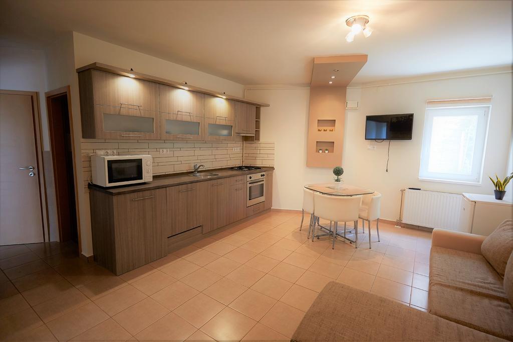 St. Peter Apartman Apartment Pecs Ngoại thất bức ảnh